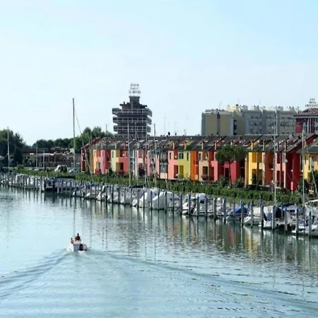 In - Caorle * Porto Santa Margherita di Caorle